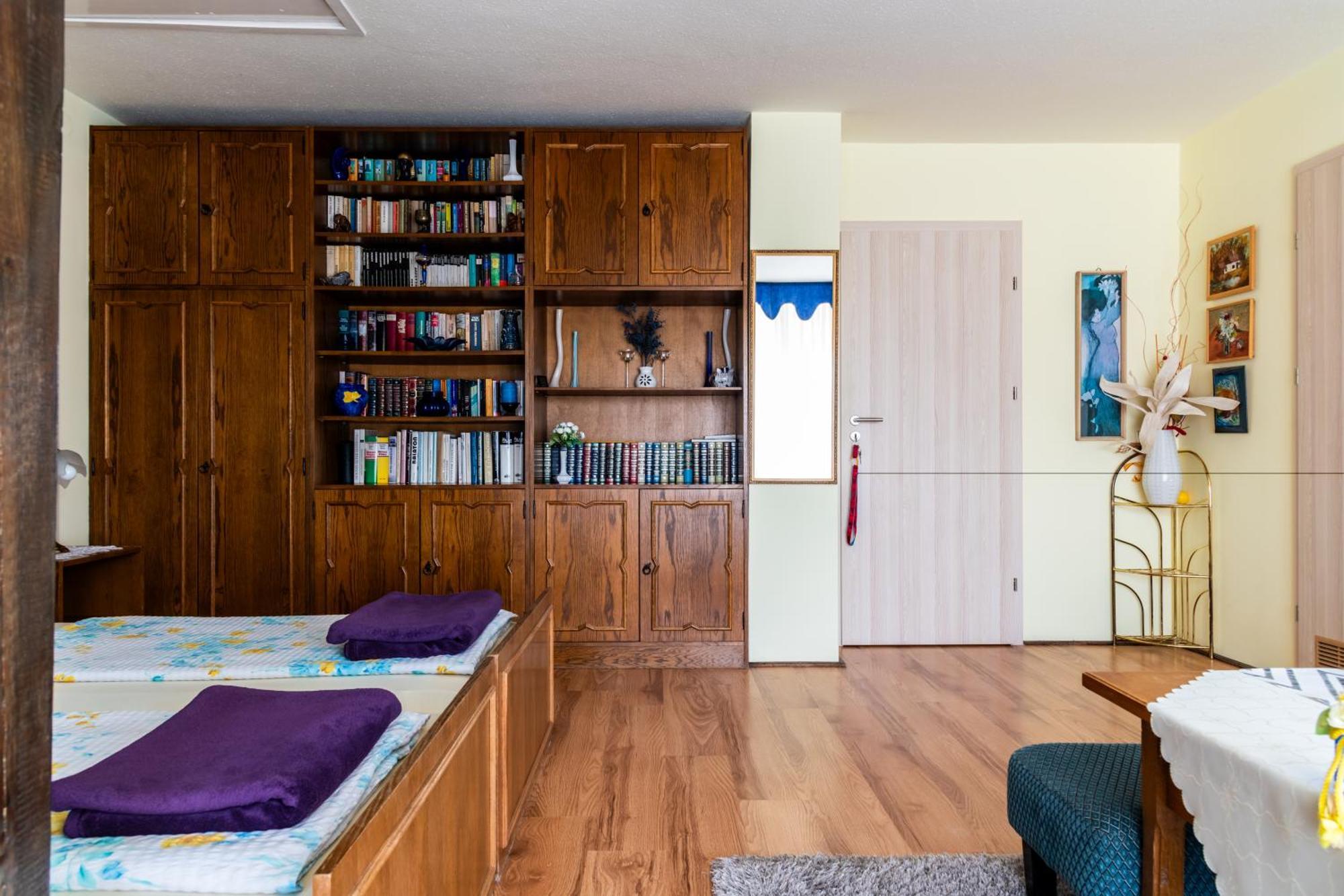 Magdalena Apartmanhaz เคสเท ภายนอก รูปภาพ
