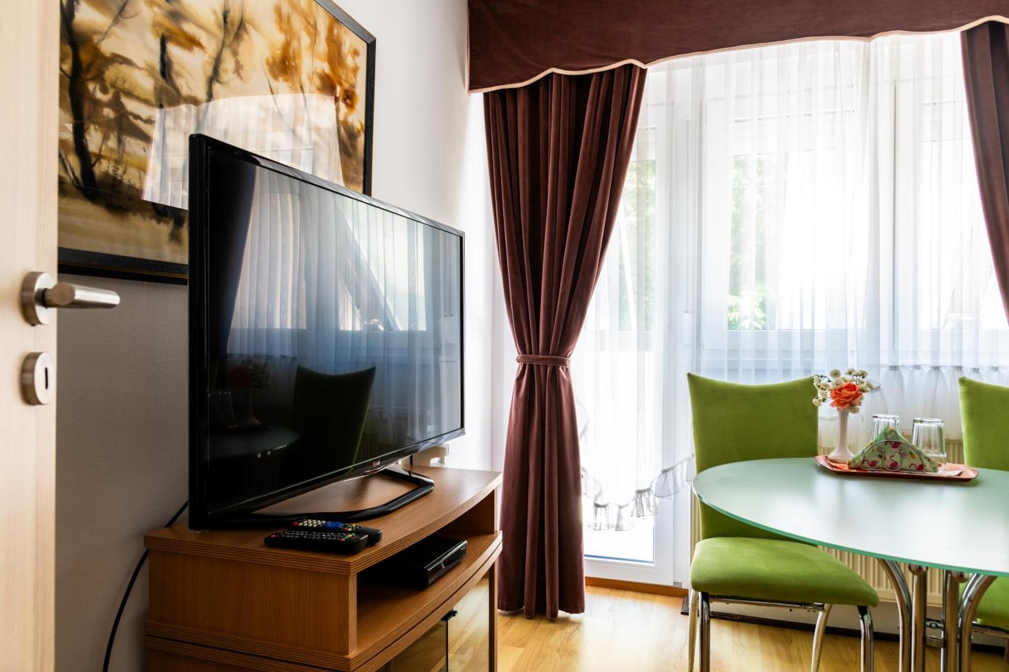 Magdalena Apartmanhaz เคสเท ภายนอก รูปภาพ